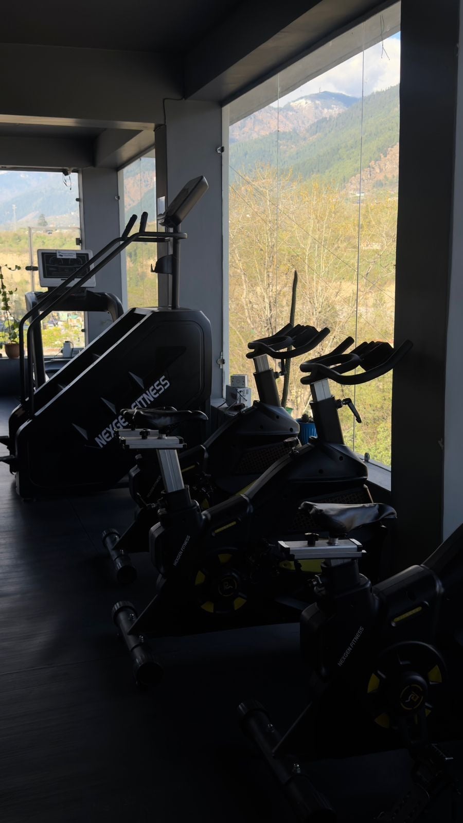 VJ Fitness equipment